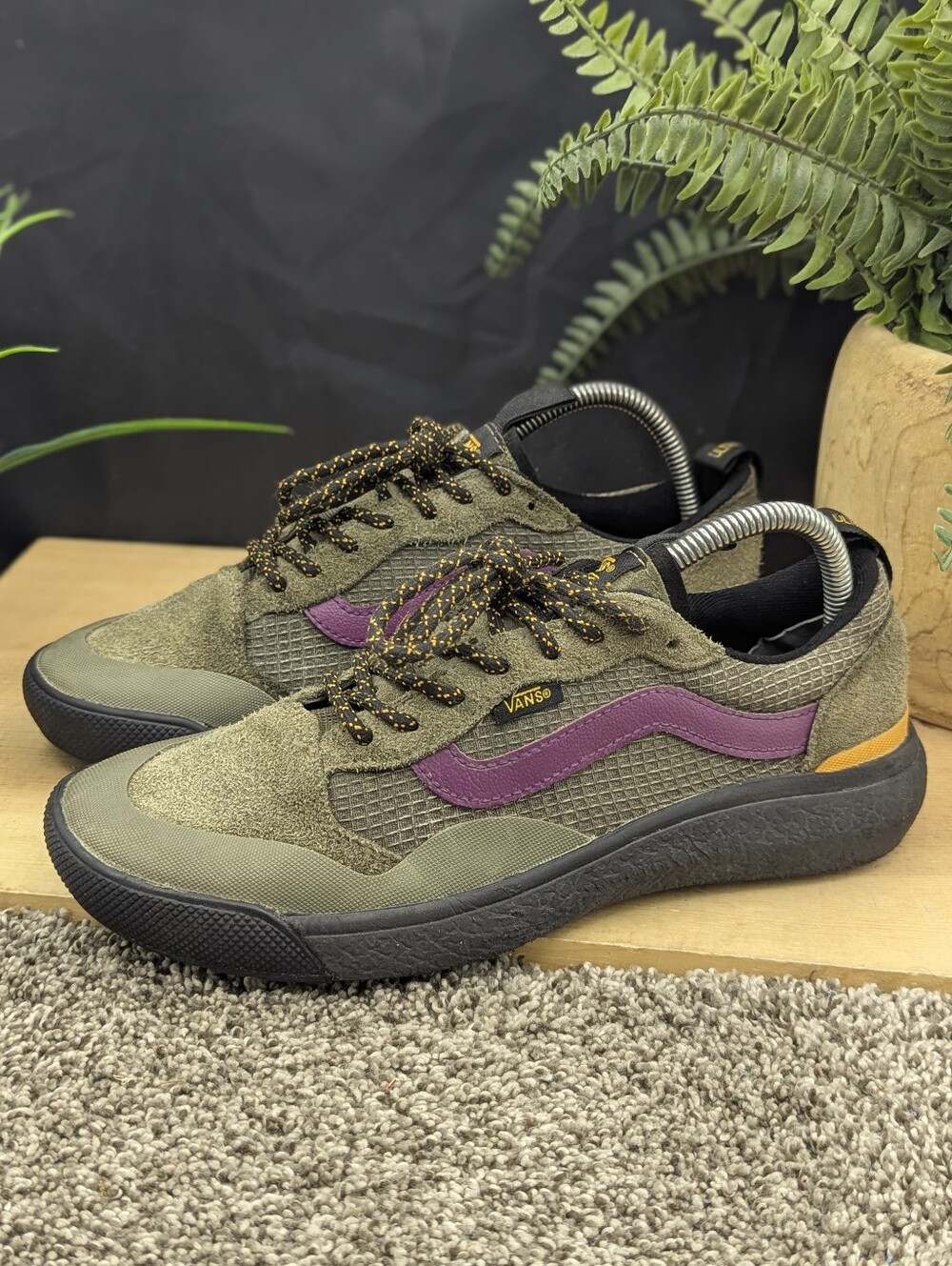 Vans Ultrarange XP Mens Size 7.5 Walking Casual Shoes Women's Size 9